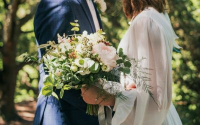 How to Organize a Wedding Gift from Office Coworkers (and Make It Easy!)
