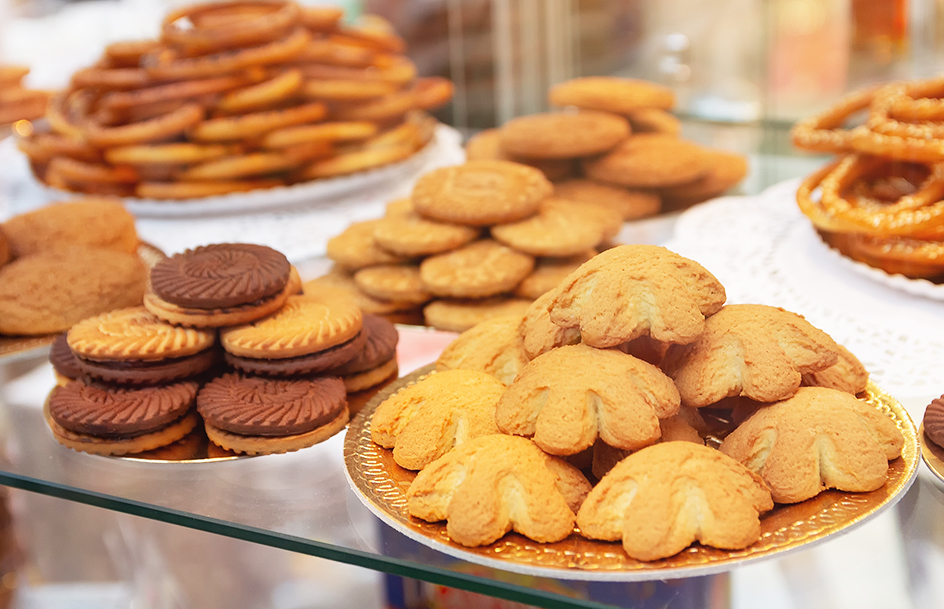 cookie-sale-hero girl scout cookie booth